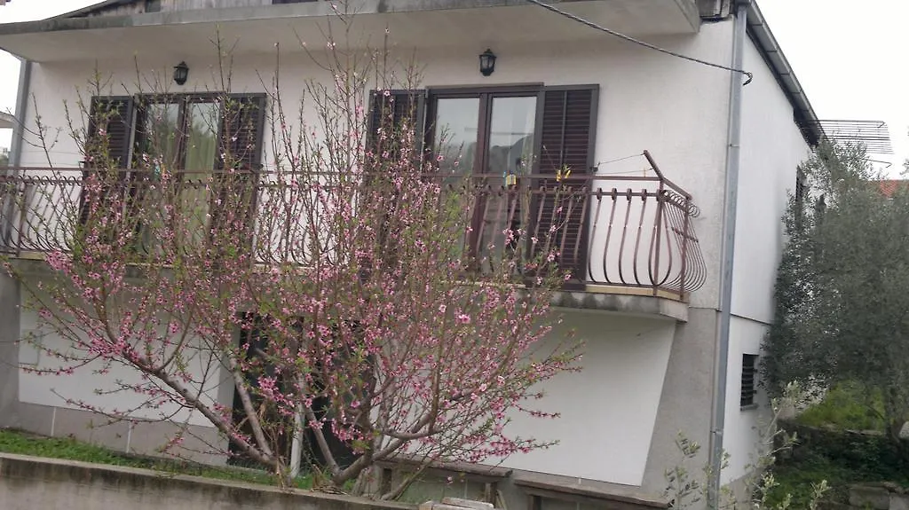 Apartment With Terrace Trogir Chorvatsko
