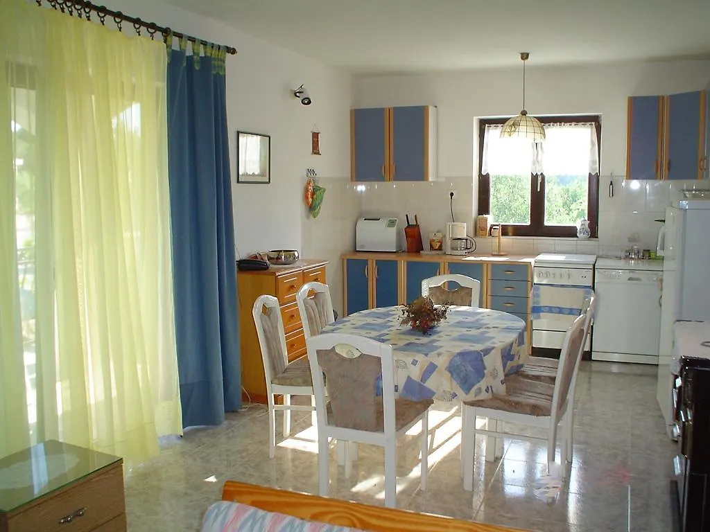 Apartment With Terrace Trogir 0*,