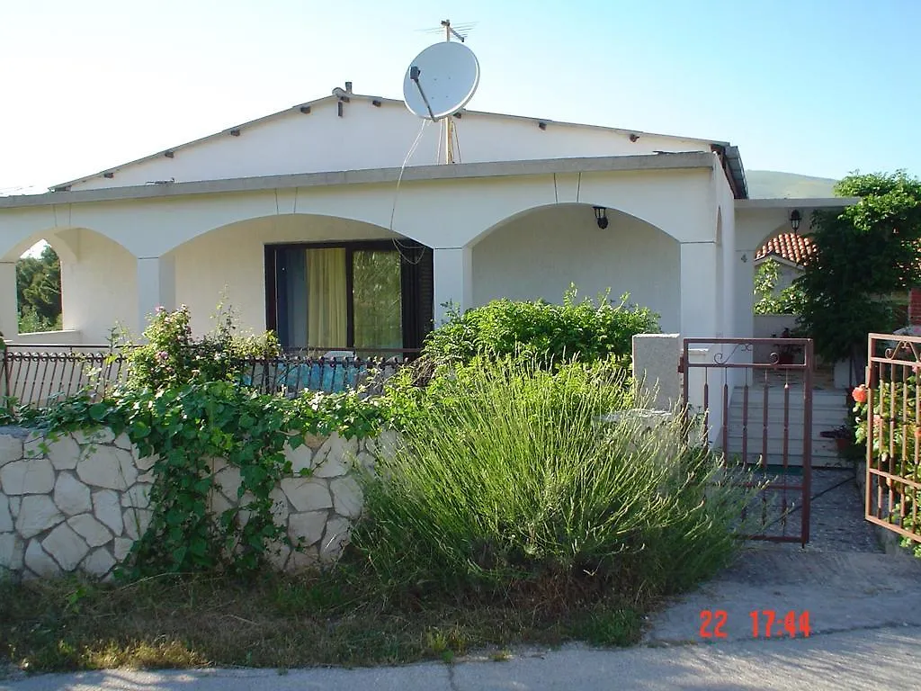 Apartment With Terrace Trogir